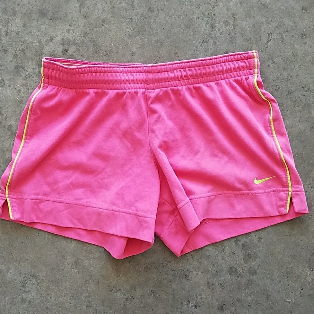 Nike shorts size small
